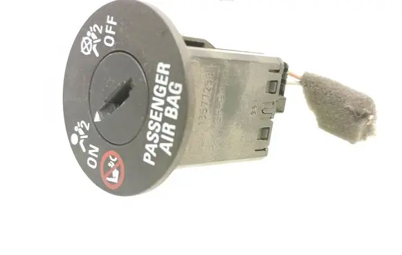 Chevrolet Captiva Passenger airbag on/off switch 13577258