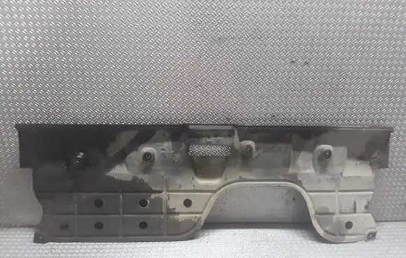 Front bumper skid plate/under tray