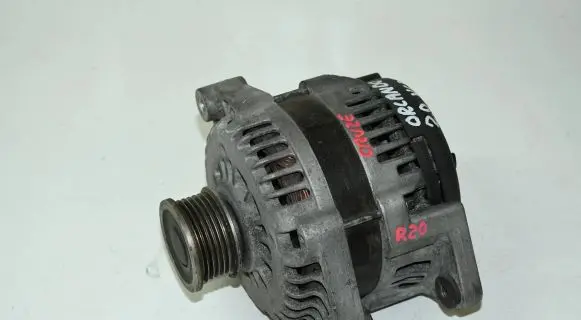 Chevrolet Orlando Generator/alternator 13501719