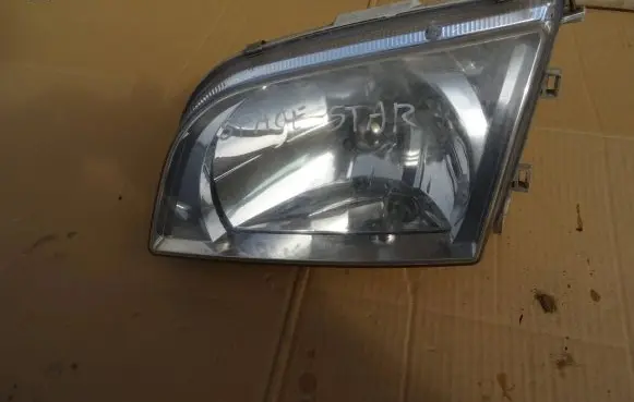 Mitsubishi Space Star Headlight/headlamp