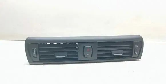BMW 1 F20 F21 Dash center air vent grill 9205357