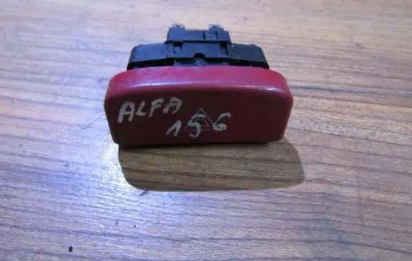 Alfa Romeo 156 Hazard light switch