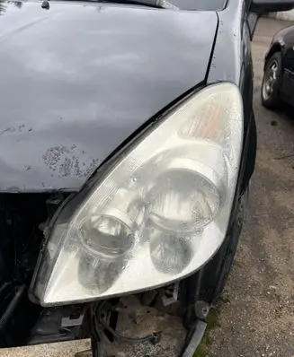 Toyota Corolla Verso AR10 Headlight/headlamp