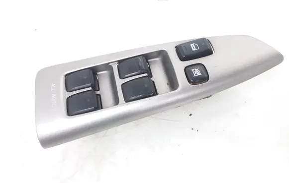 Toyota Corolla Verso E121 Electric window control switch 8404013081