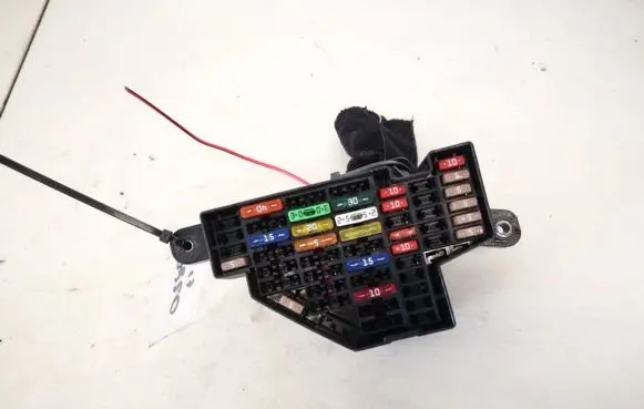 Skoda Octavia Mk2 (1Z) Fuse box set