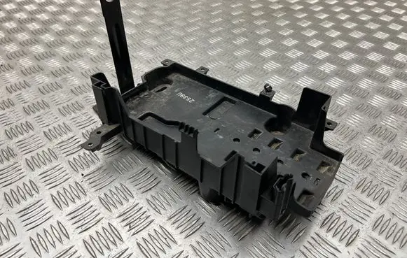Opel Mokka Battery tray 95418182 95433477
