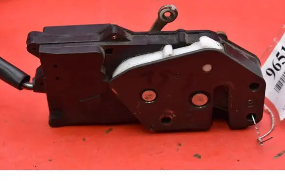 BMW X3 F25 Front door lock