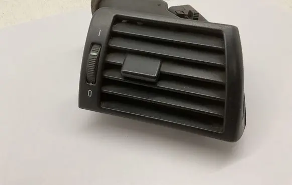 BMW 3 E46 Dashboard side air vent grill/cover trim 8361898