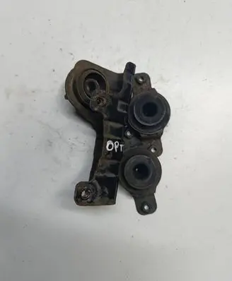 Radiator mount bracket