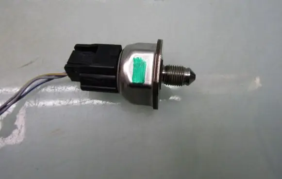Nissan X-Trail T33 Fuel pressure sensor 22035009207 XTRAIL