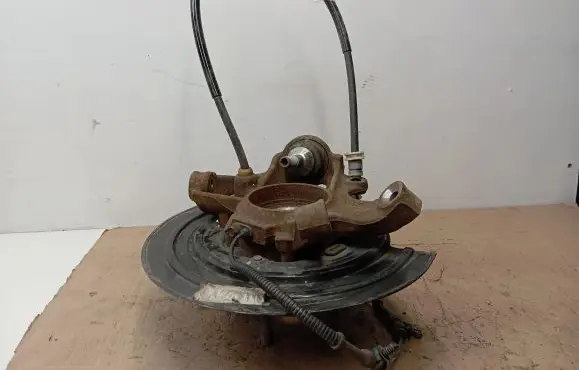 Jeep Grand Cherokee Rear wheel hub 04877112