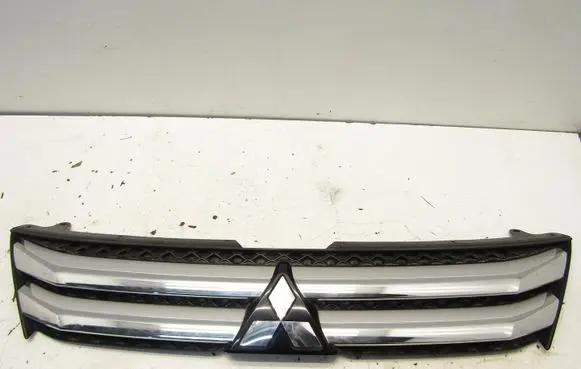 Mitsubishi Eclipse Cross Front bumper upper radiator grill 7450B072