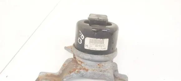 Engine mount bracket