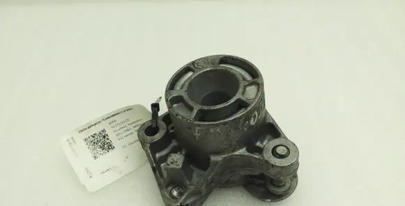 BMW X5 F15 Generator/alternator belt tensioner 7823199