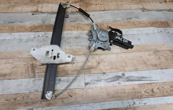 Hyundai Accent Front door window regulator with motor