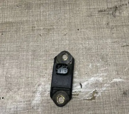 Mercedes-Benz S W220 Airbag deployment crash/impact sensor 0025426918