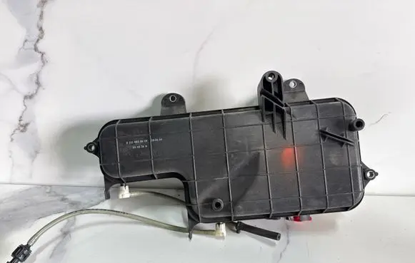 Mercedes-Benz E W211 Vacuum air tank A2118000019