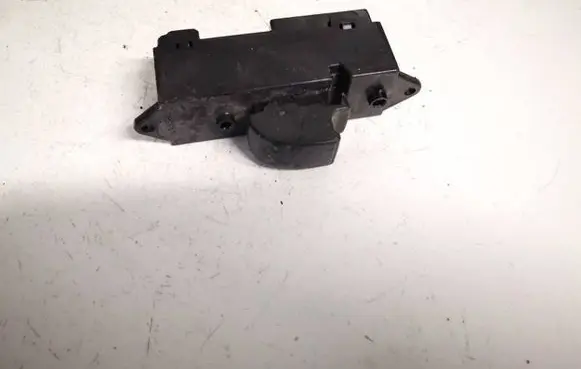 Mitsubishi Lancer X Electric window control switch 8608a065 c8d-d608m