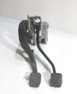 BMW 3 E90 E91 Pedal assembly 423224