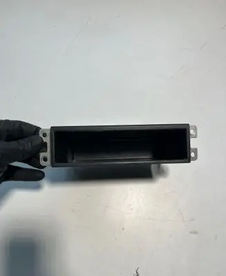 Mitsubishi Pajero Glove box