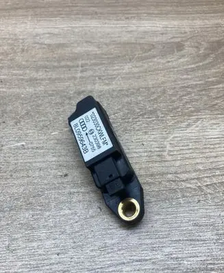 Audi A3 S3 8L Airbag deployment crash/impact sensor 8L0959643B