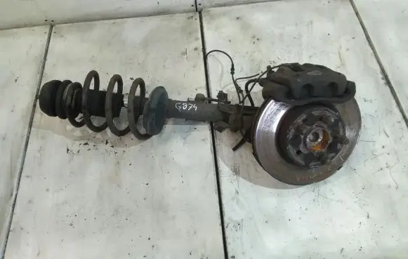 Mercedes-Benz Vito Viano W639 Front wheel hub spindle knuckle