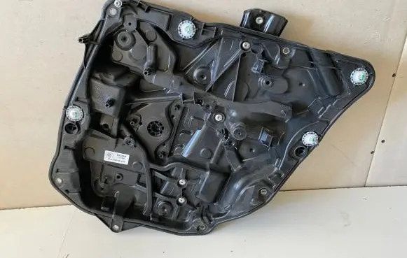 BMW 5 G30 G31 Rear door card panel trim
