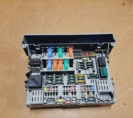 BMW 1 E81 E87 Fuse box set