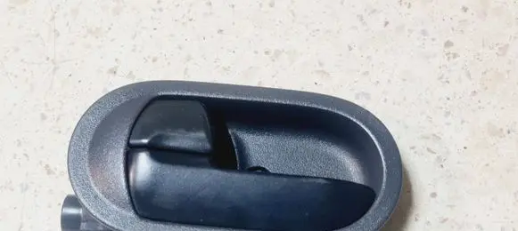 Mitsubishi Colt Front door interior handle