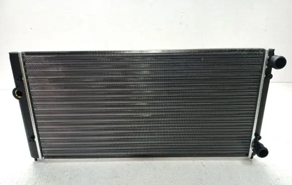 Volkswagen Golf III Coolant radiator RNBC 1H0121253Q 1H0121253E