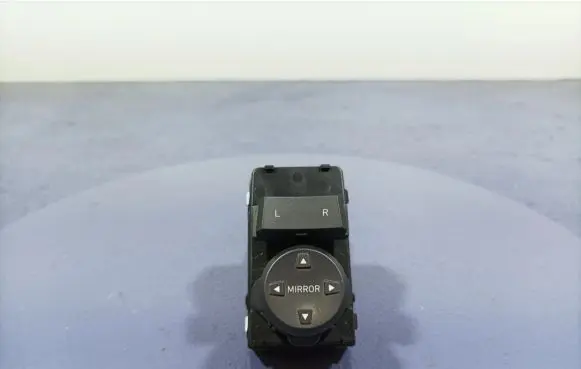 Hyundai i30 Mirror heating switch 93530G3000