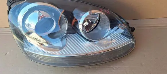Volkswagen Golf V Headlight/headlamp 1K6941032
