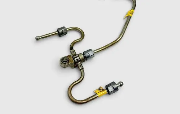 Chevrolet Suburban Fuel return line/hose 12677002 12677004 12618336