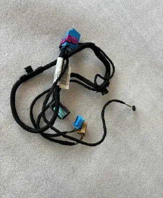 Seat Alhambra (Mk2) Front door wiring loom 7N0971557