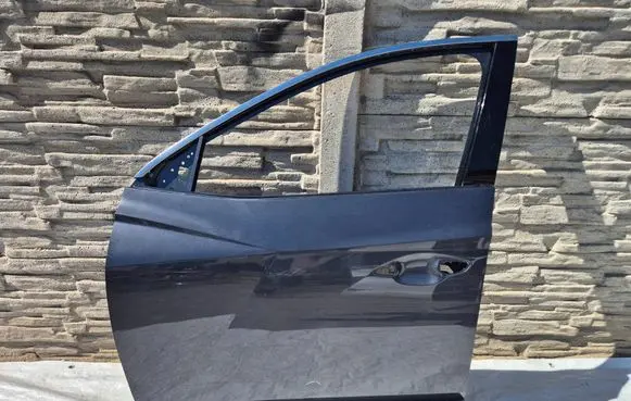 Hyundai Tucson IV NX4 Front door 