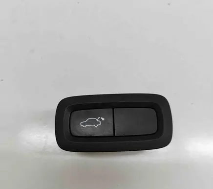 Volvo V60 Tailgate/boot open switch button 31674800