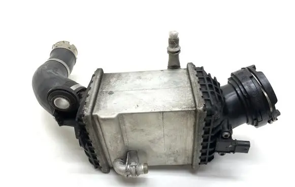 BMW 7 G11 G12 Intercooler radiator 8613157 8619390