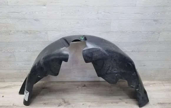 Ford Taurus Rear arch fender liner splash guards AG135428345AC
