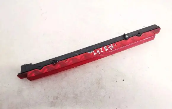 Audi A4 S4 B5 8D Third/center stoplight 8d9945097b