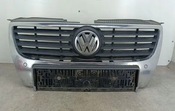 Volkswagen PASSAT B6 Front grill 