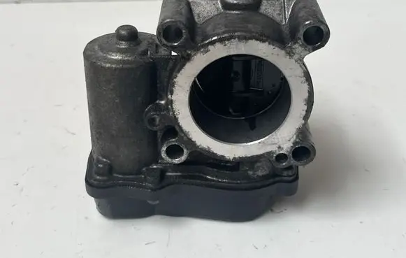Volkswagen Polo Throttle valve A2C53030790 03C133062