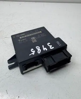 Audi A6 S6 C6 4F Gateway control module 4F0907468B