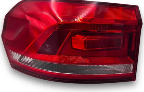 Volkswagen Touran I Central body control module A58 5TA945095D