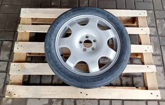 Ford Mustang V R18 spare wheel BR331007AB