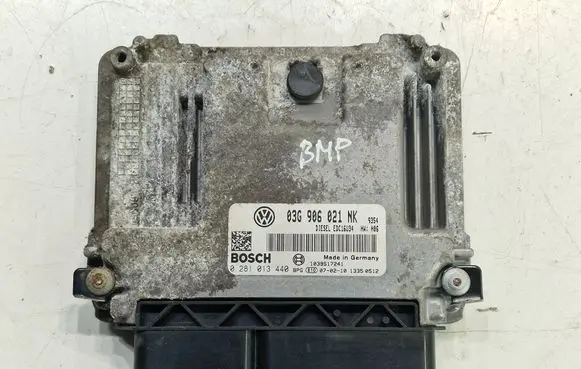 Volkswagen PASSAT B6 Engine control unit/module 03G906021NK 0281013440