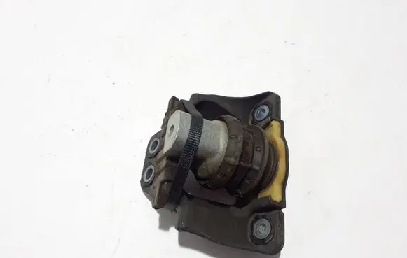 Volvo XC90 Engine mount bracket 31686885