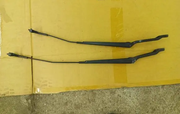 Renault Espace - Grand espace IV Front wiper blade arm 8200014896 8200014895