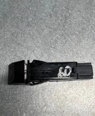 Volvo XC60 Hazard light switch 30739296