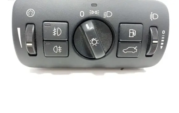 Volvo V70 Light switch 30739415