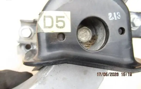 Toyota RAV 4 (XA50) Engine mounting bracket 17052026